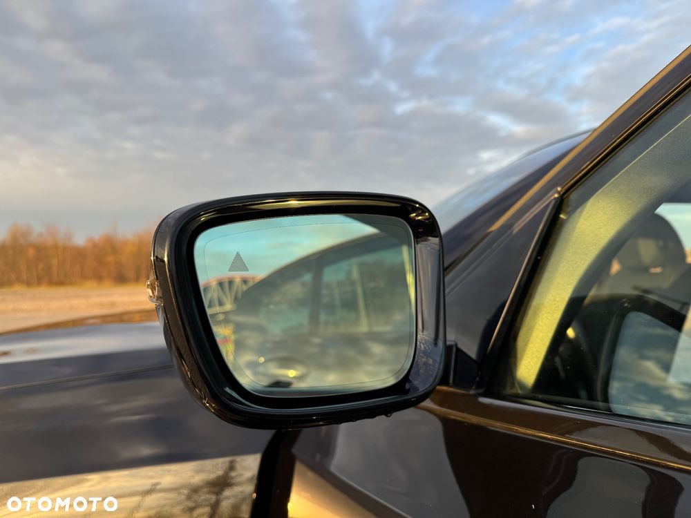 BMW Seria 3 330i xDrive Sport Line - 10