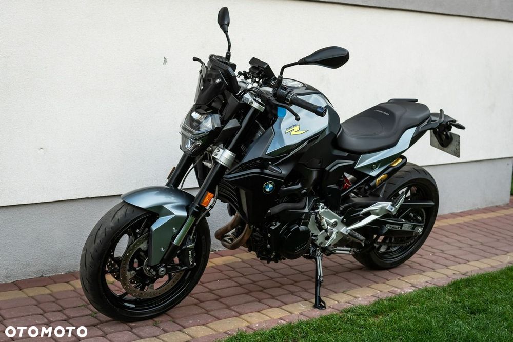 BMW F - 6