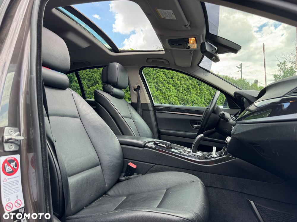 BMW Seria 5 520d Edition Fleet Sport - 12