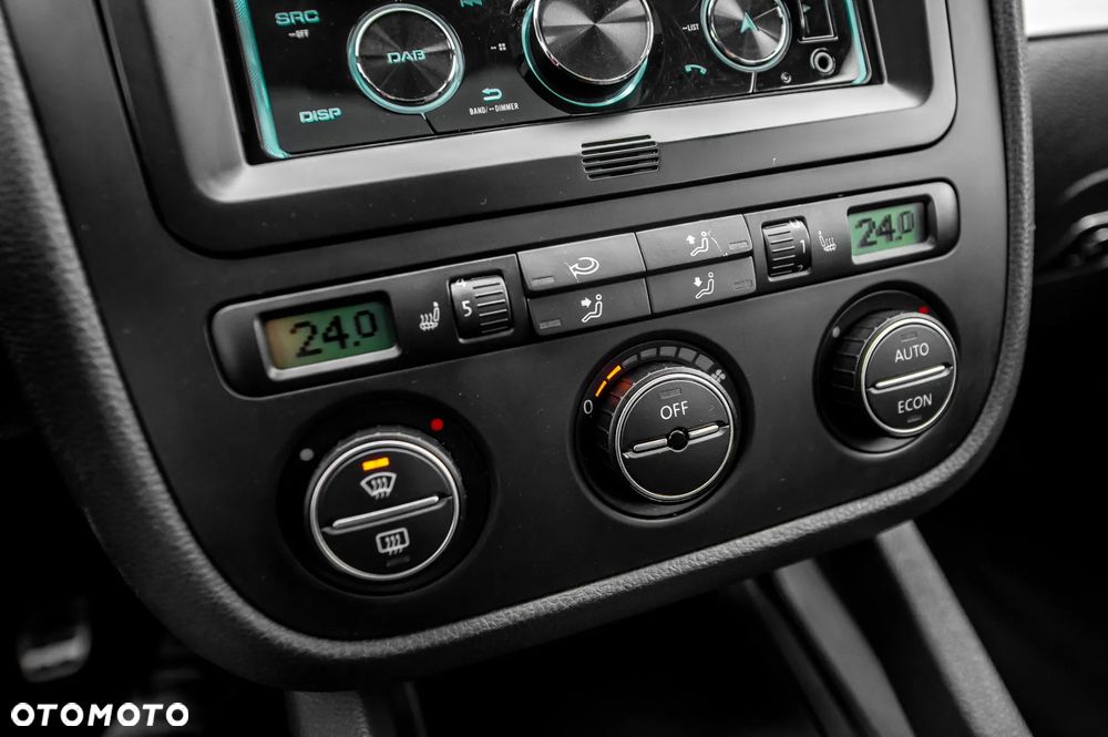 Volkswagen Golf 2.0 GTI - 28