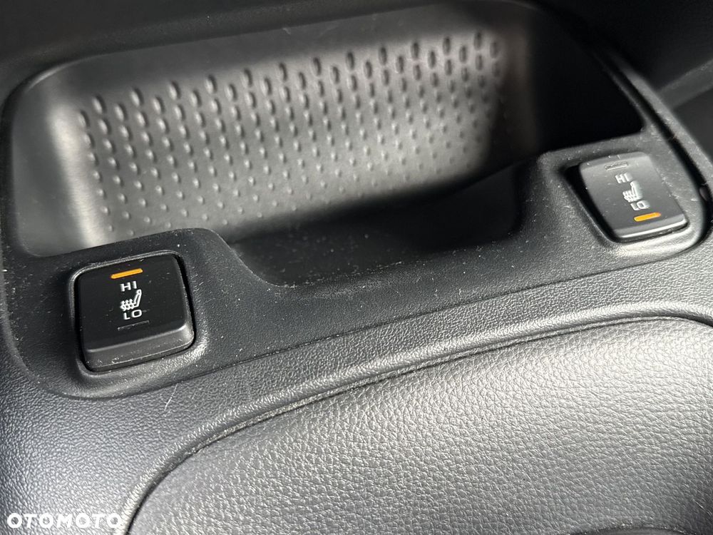 Toyota Corolla 1.8 Hybrid Comfort - 21