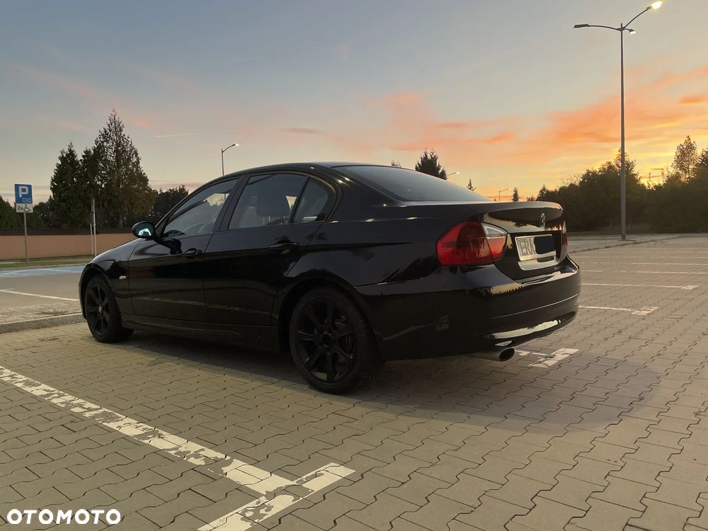BMW 3 Series 2008 photo 3