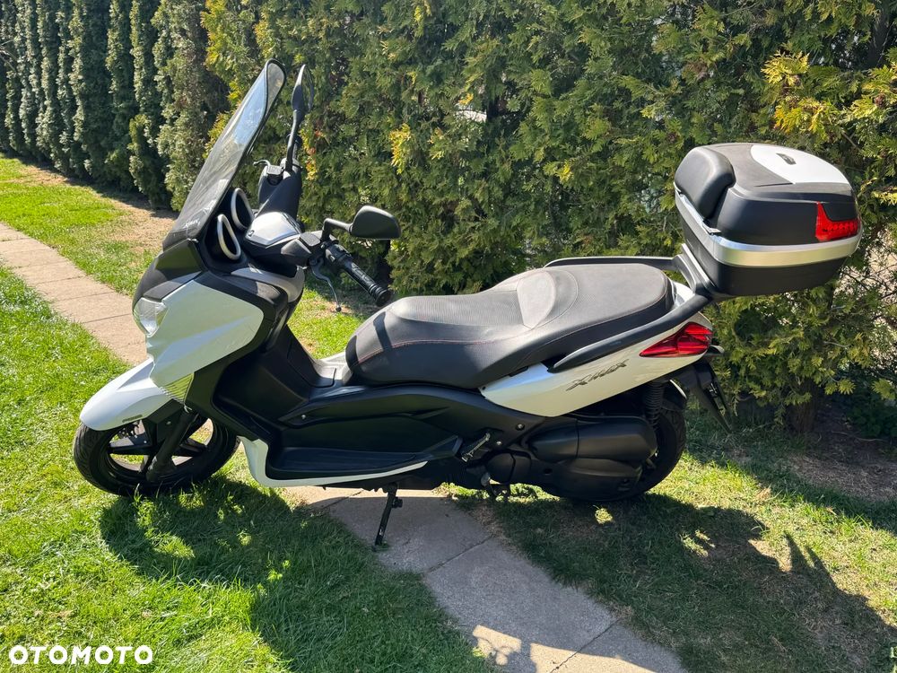 Yamaha X-max - 3