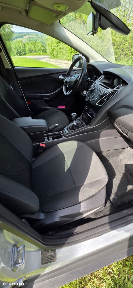 Ford Focus - 13