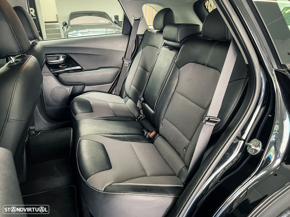 Kia e-Niro 64kWh - 11