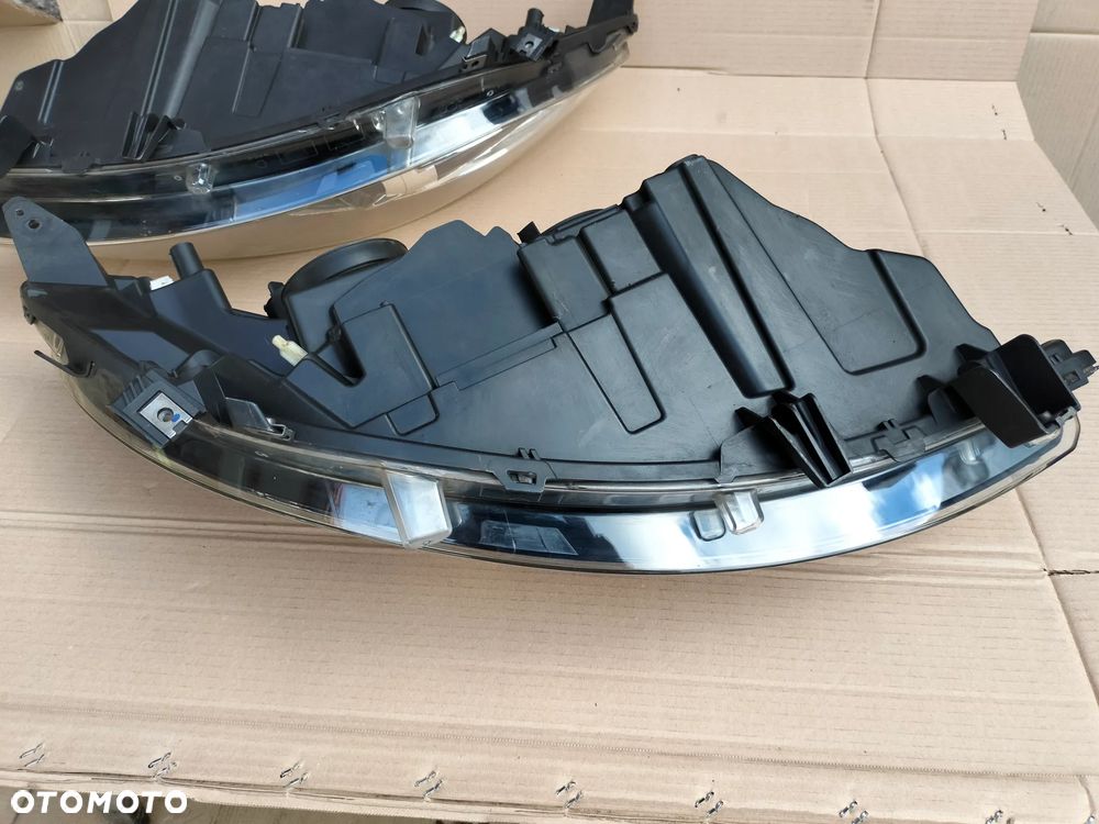RENAULT SCENIC III LIFT 2013-2016 REFLEKTOR LAMPA LEWA SOCZEWKA  UK - 20