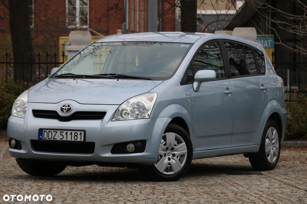 Toyota Corolla Verso - 26