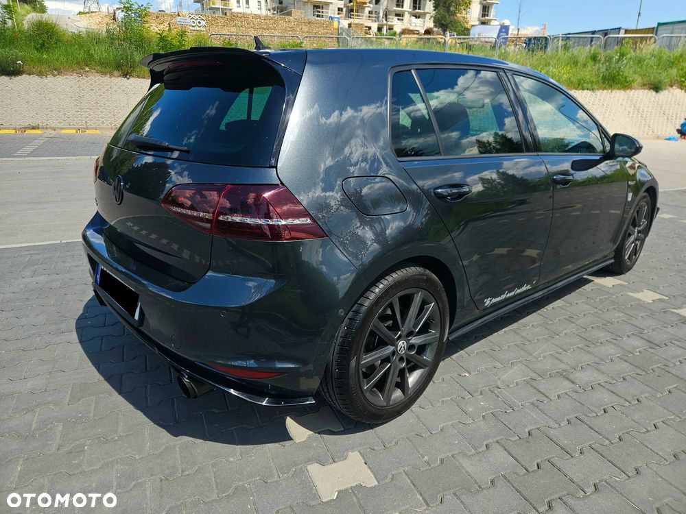 Volkswagen Golf - 14