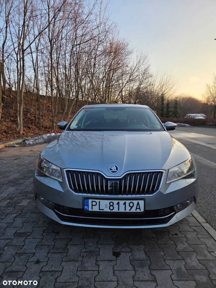 Skoda Superb 2.0 TDI Ambition - 1