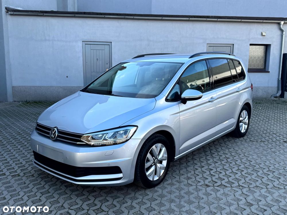 Volkswagen Touran 1.6 TDI SCR BlueMotion Technology Comfortline - 11