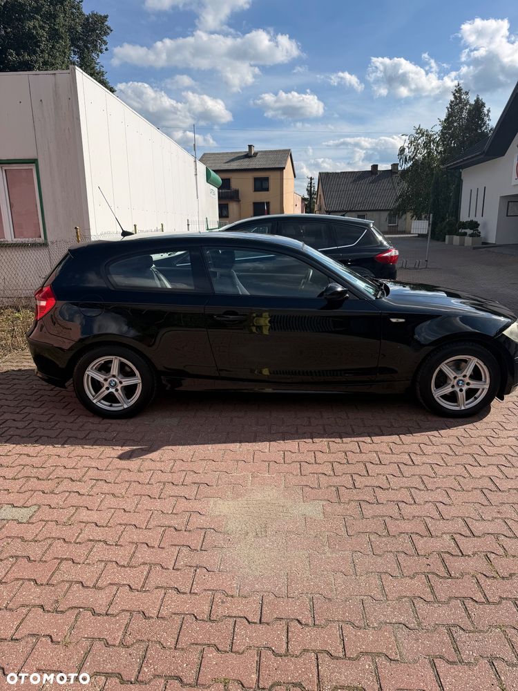 BMW Seria 1 116i - 10