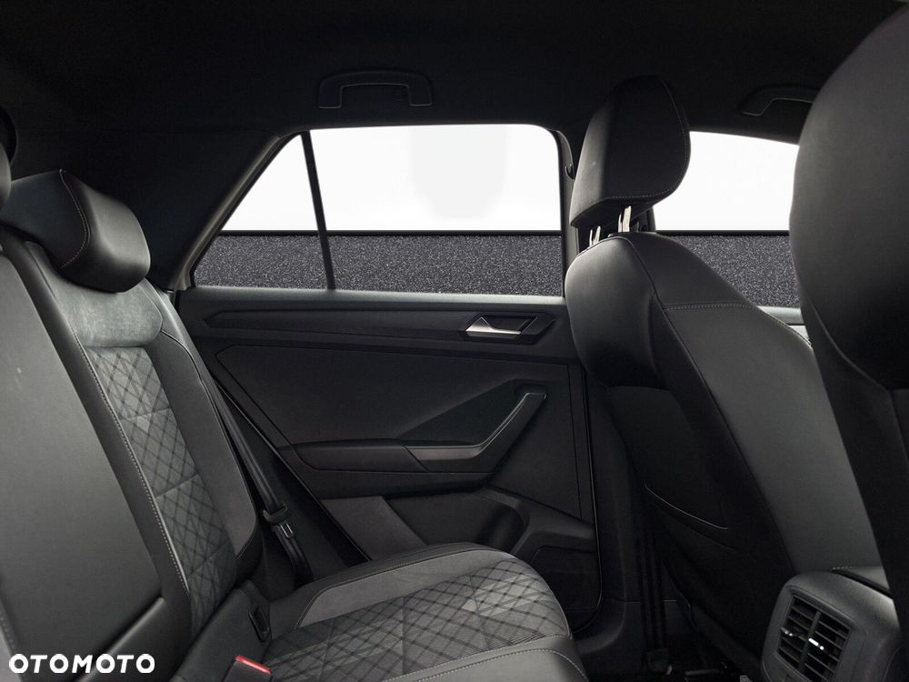 Volkswagen T-Roc - 25