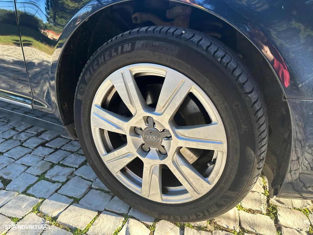 Audi A6 Avant 2.0 TDI Exclusive Multitronic - 27