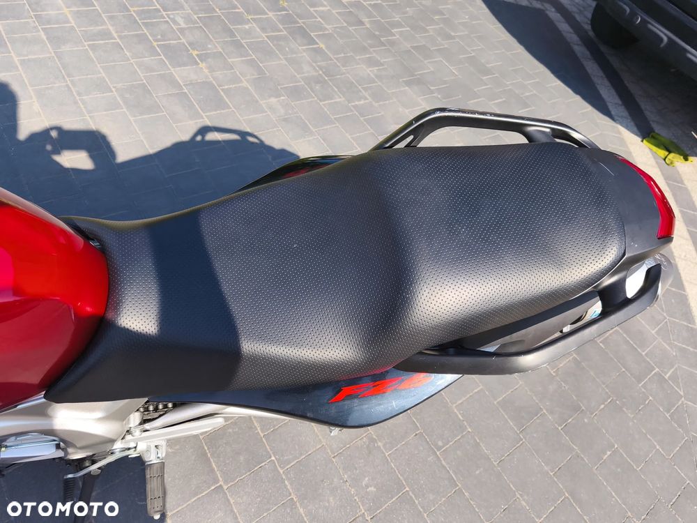 Yamaha FZ - 14