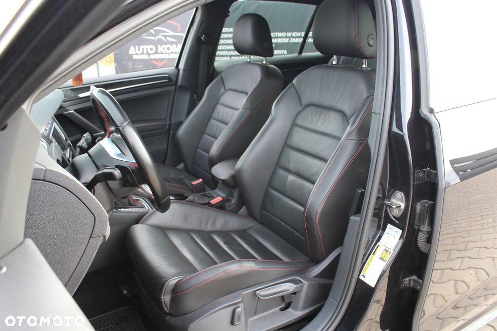 Volkswagen Golf GTI BlueMotion Technology DSG - 17
