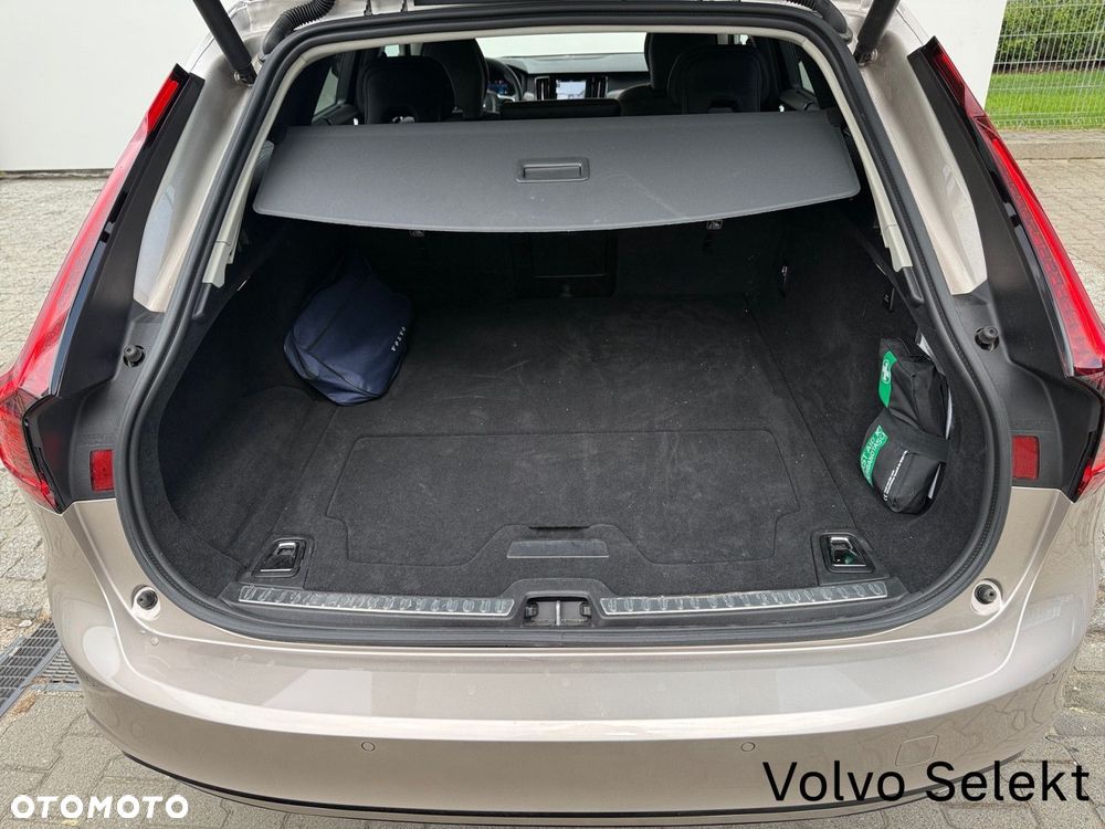 Volvo V90 - 31