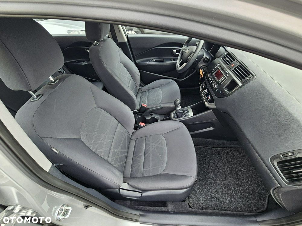 Kia Rio 1.4 ISG Dream Team Edition - 27