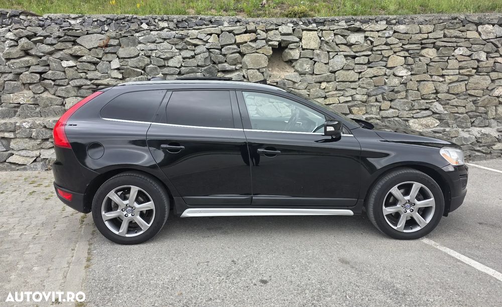 Volvo XC 60 D5 AWD Edition Pro - 4