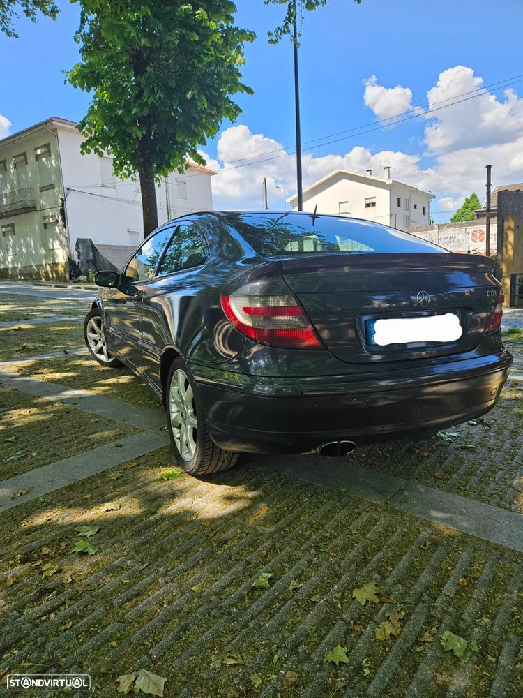 Mercedes-Benz C 220 - 4