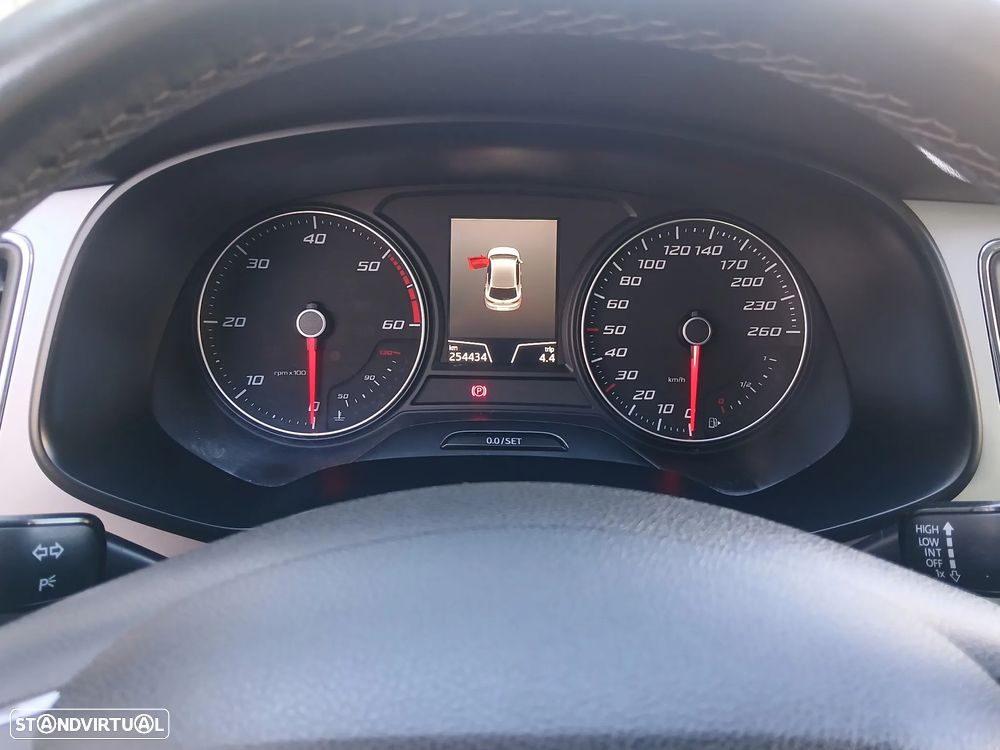 SEAT Leon 1.6 TDI Style S/S - 26