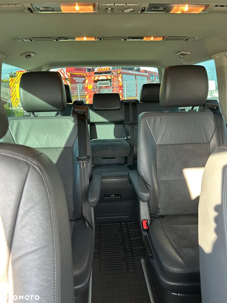 Volkswagen Multivan - 9