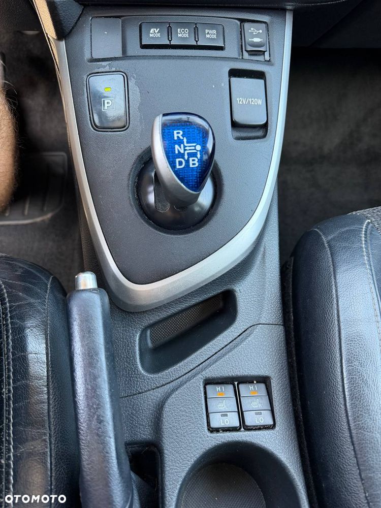 Toyota Auris - 16
