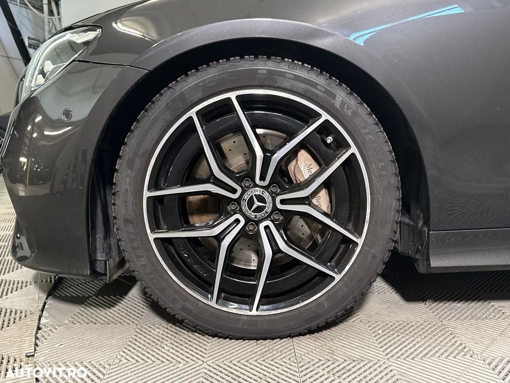 MERCEDES-BENZ E-Class 2022 — imagine 13