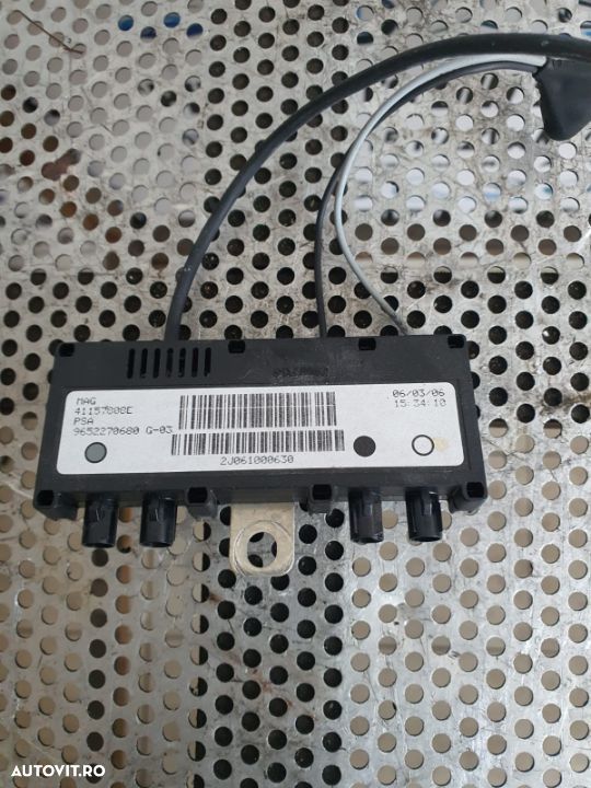 Modul Amplificator Antena Citroen C5 C6 Peugeot 607 An 2006-2012 Cod 9652270680 - 1