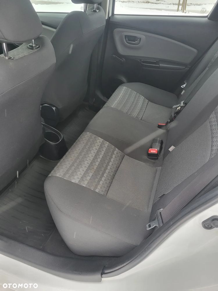 Toyota Yaris 1.33 Active EU6 - 15