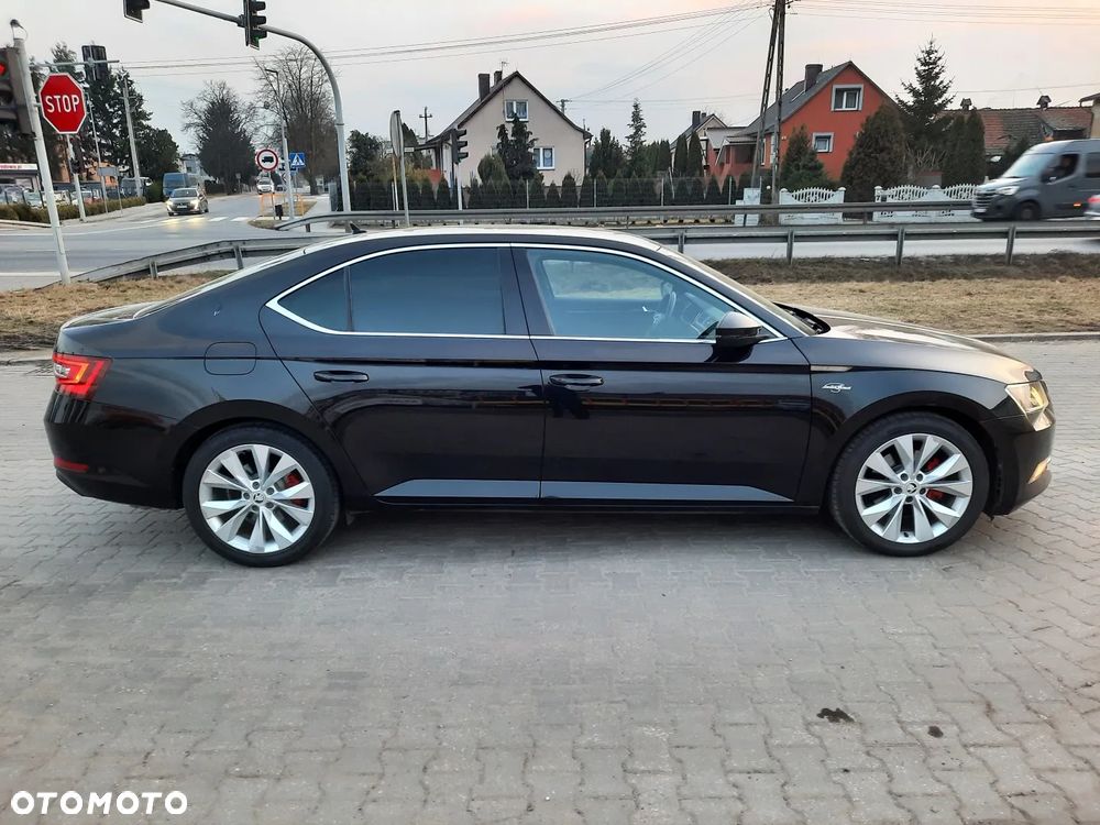 Skoda Superb 1.5 TSI L&K - 5