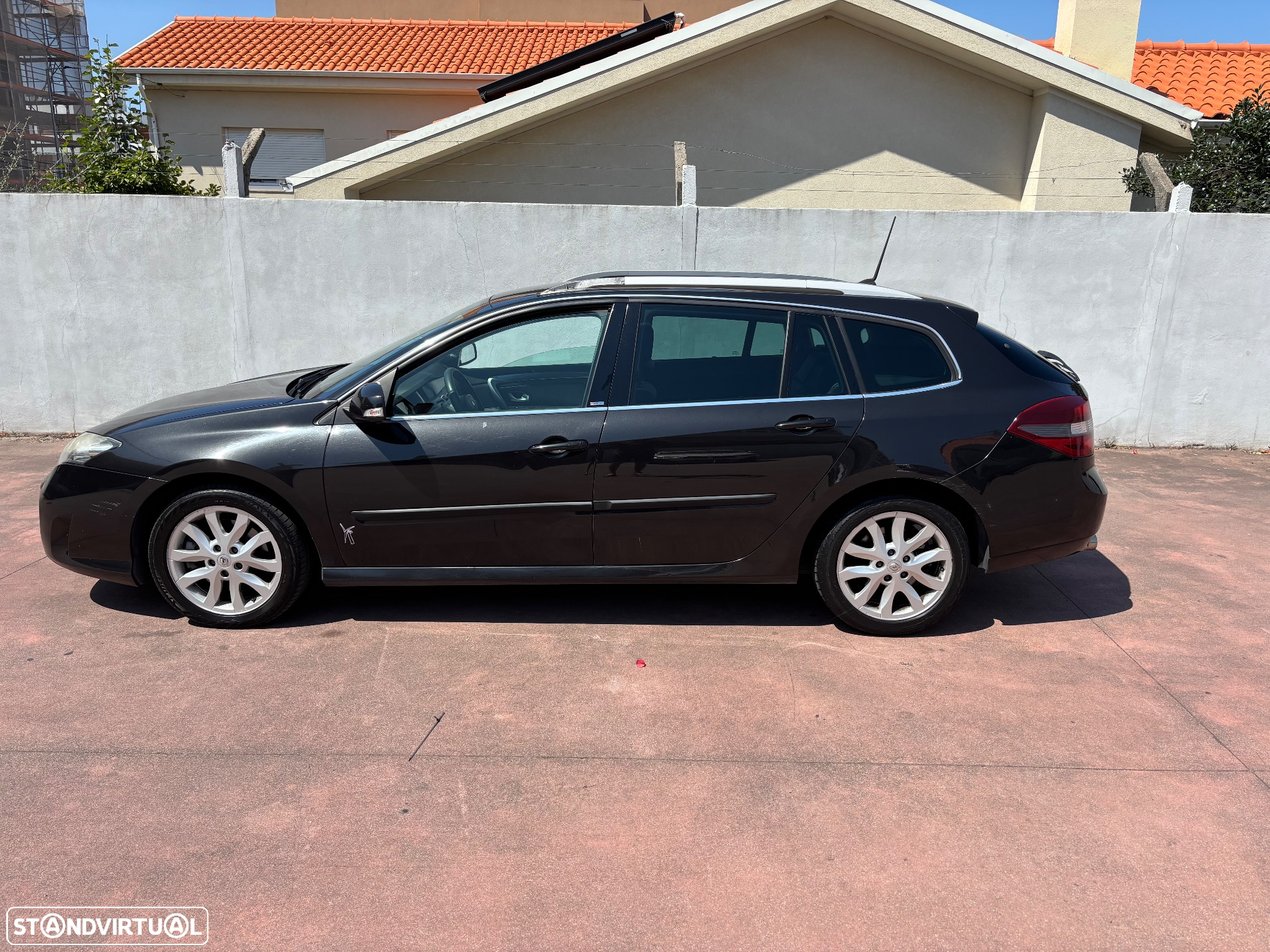 Renault Laguna Break 2.0 dCi Confort - 10