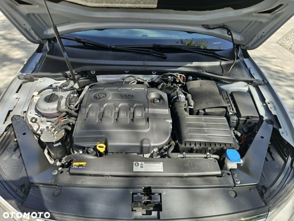 Volkswagen Passat 2.0 TDI BMT 4Mot Highline DSG - 14