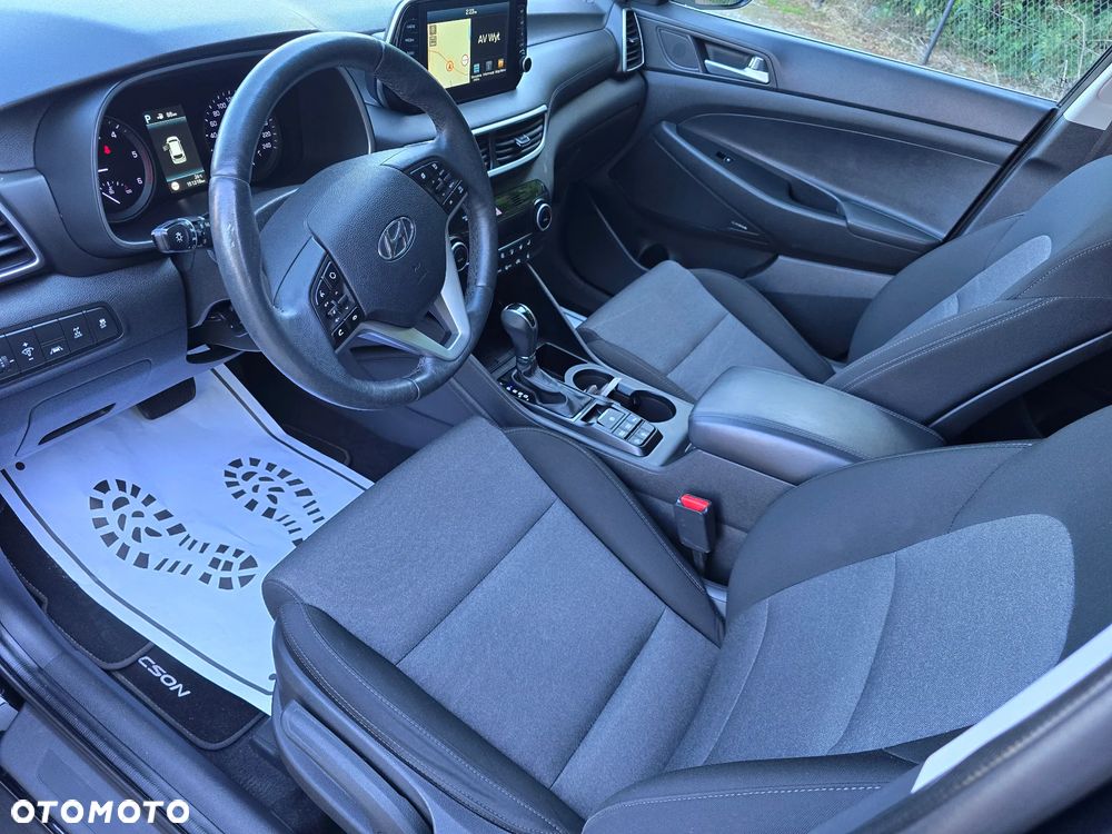Hyundai Tucson 2.0 CRDI 4WD Automatik Style - 19