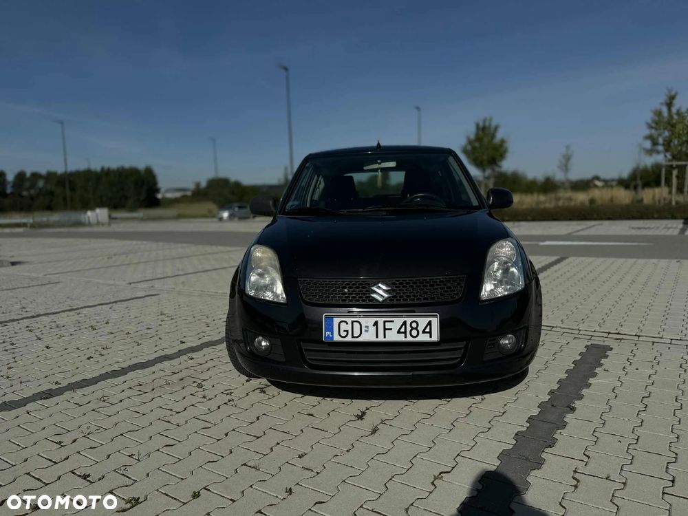 Suzuki Swift - 2