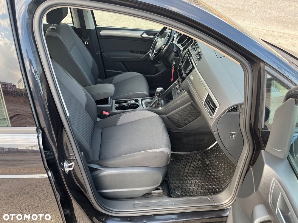 Volkswagen Touran 1.6 TDI SCR (BlueMotion Technology) DSG Trendline - 14