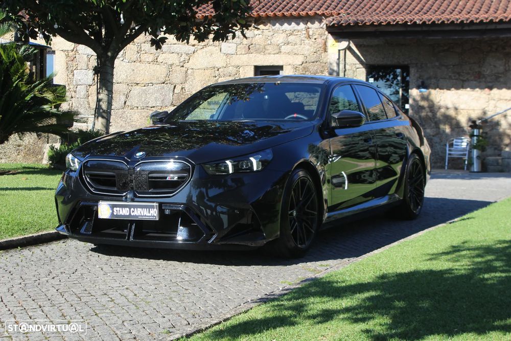 BMW M5 xDrive - 1