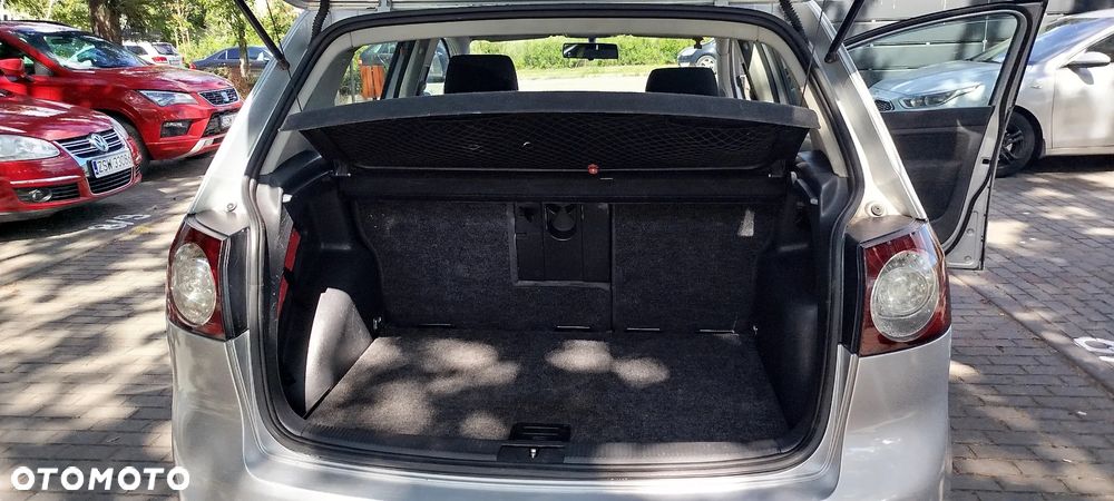 Volkswagen Golf Plus - 13