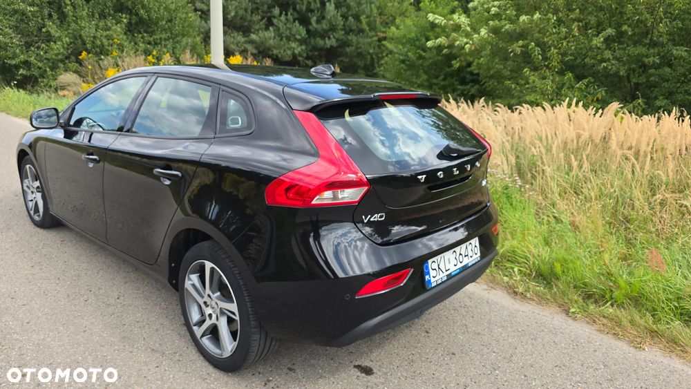 Volvo V40 D2 Drive-E Momentum - 14
