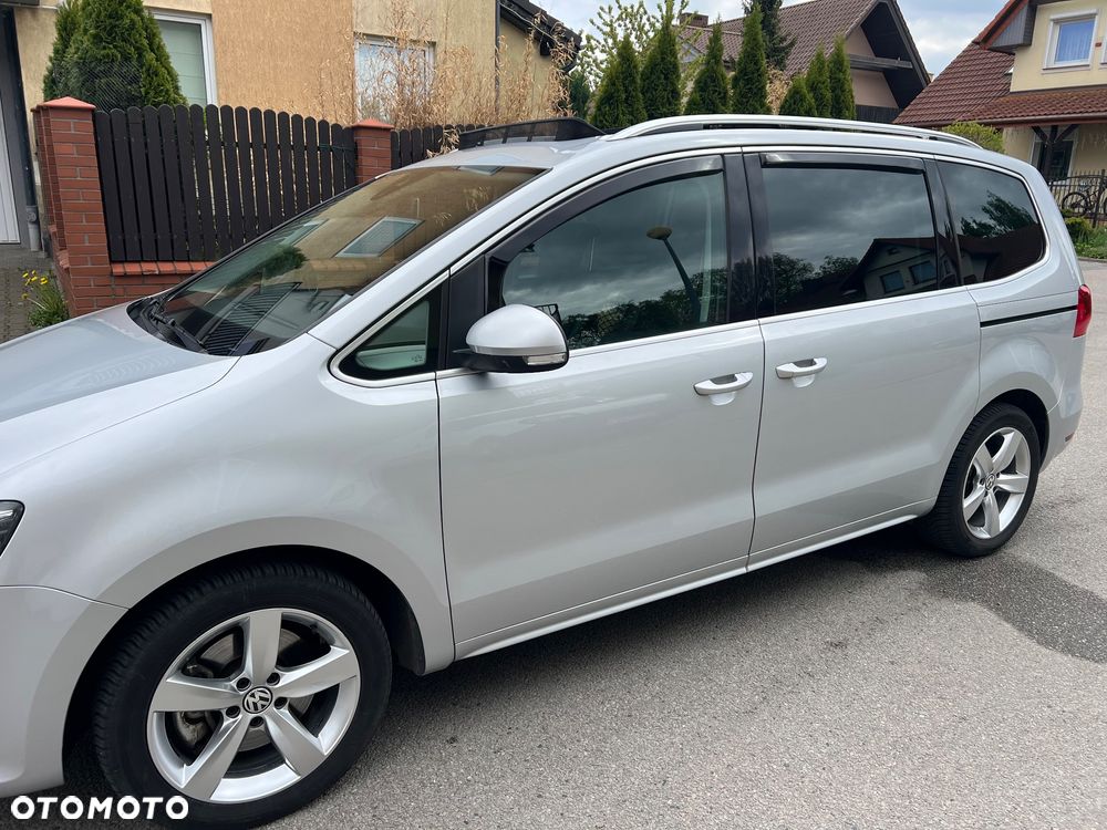 Volkswagen Sharan 2.0 TDI Blue Motion Highline - 17
