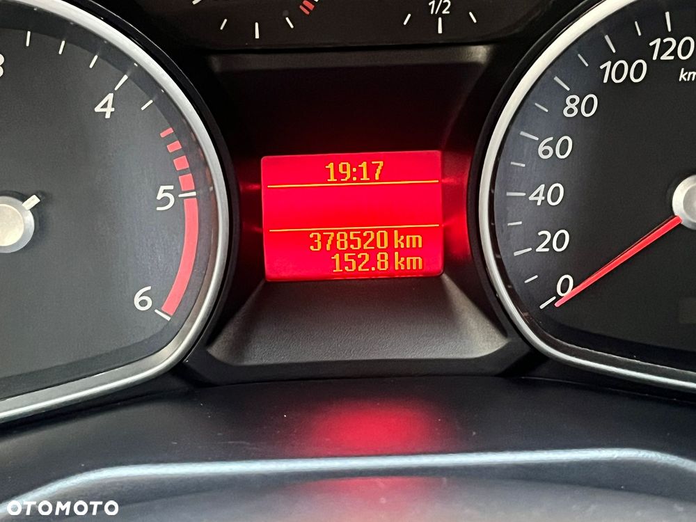 Ford Mondeo 2.0 TDCi Trend - 13