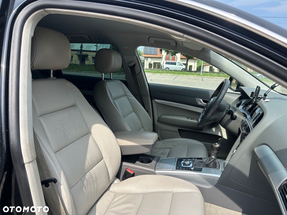 Audi A6 Avant - 13