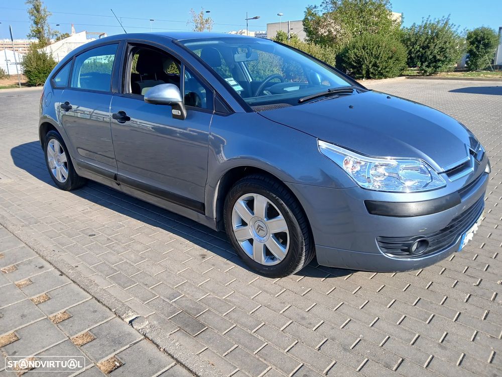 Citroën C4 1.6 HDi SX - 6