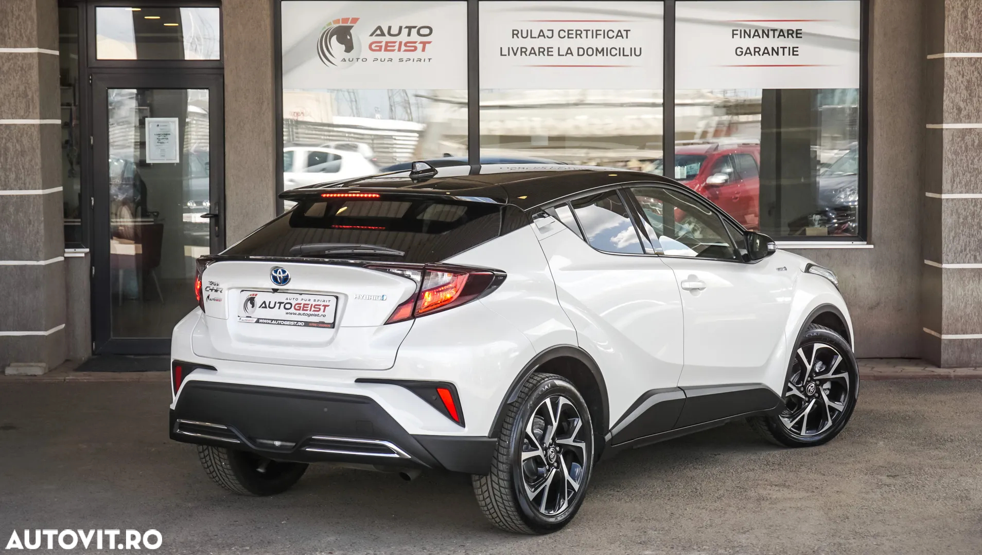 Toyota C-HR - 5