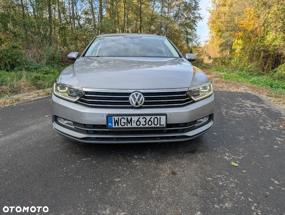 Volkswagen Passat Variant 1.6 TDI (BlueMotion Technology) DSG Comfortline - 16