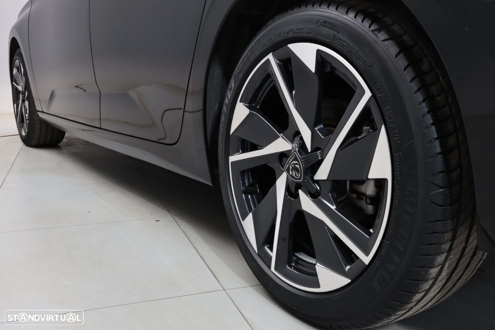 Peugeot 308 1.2 PureTech Allure Pack - 13