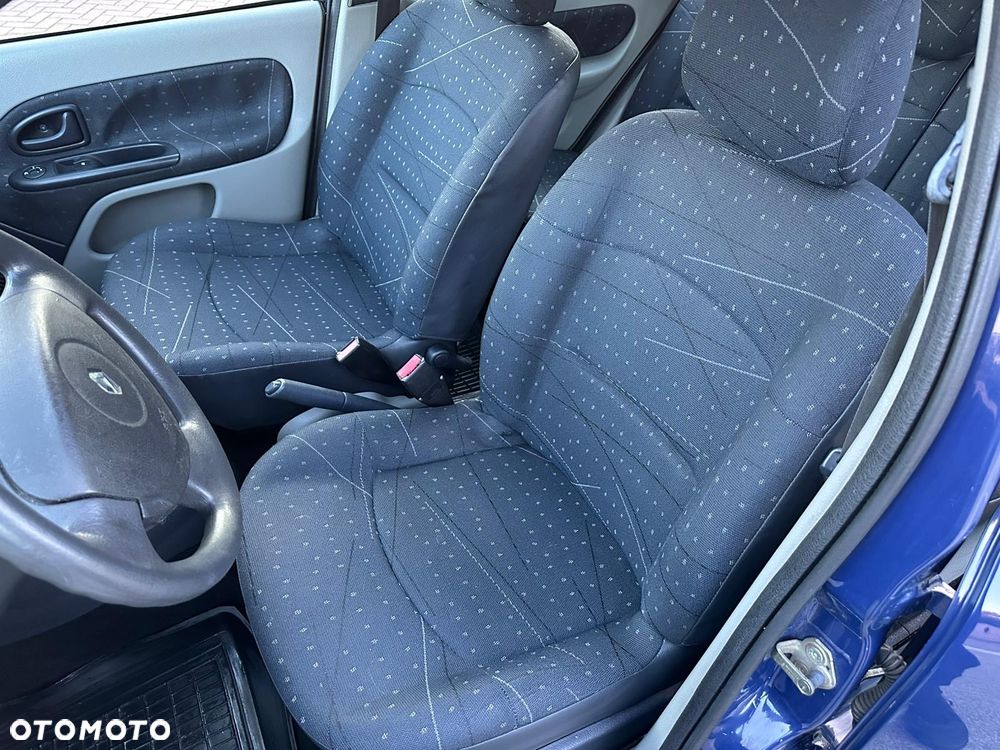Renault Clio 1.5 dCi Pack Dynamique - 11