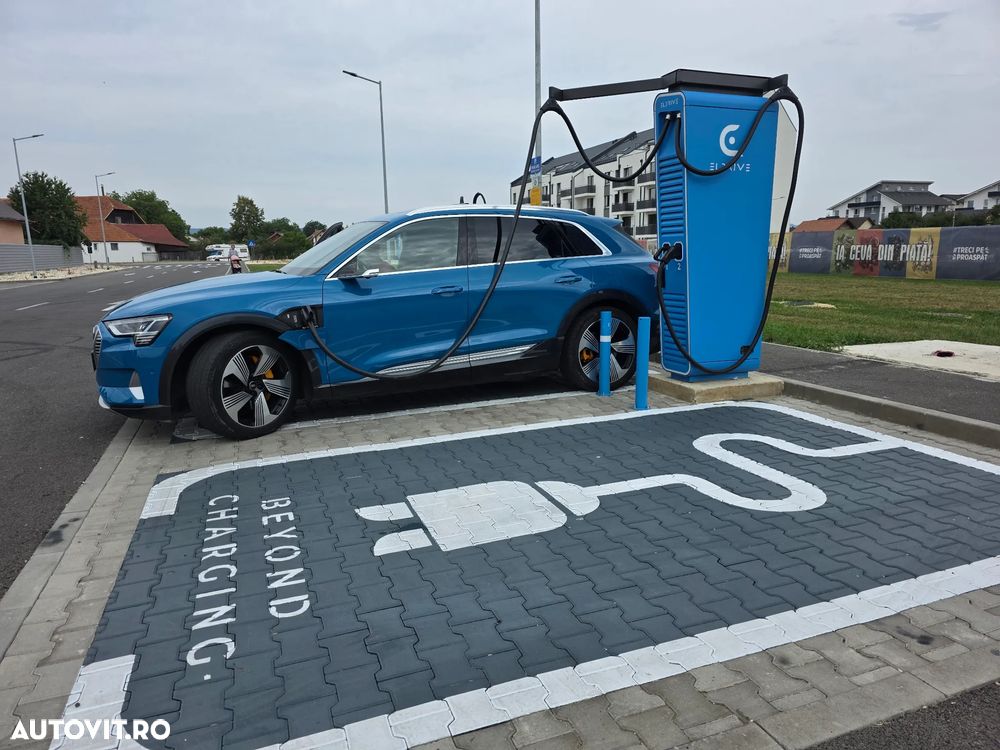 Audi e-tron 55 quattro - 5