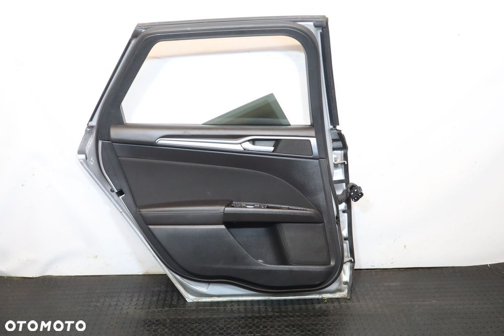 drzwi lewy tył - 2