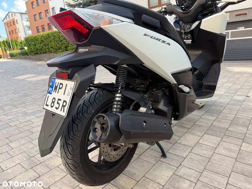 Honda NSS - 18