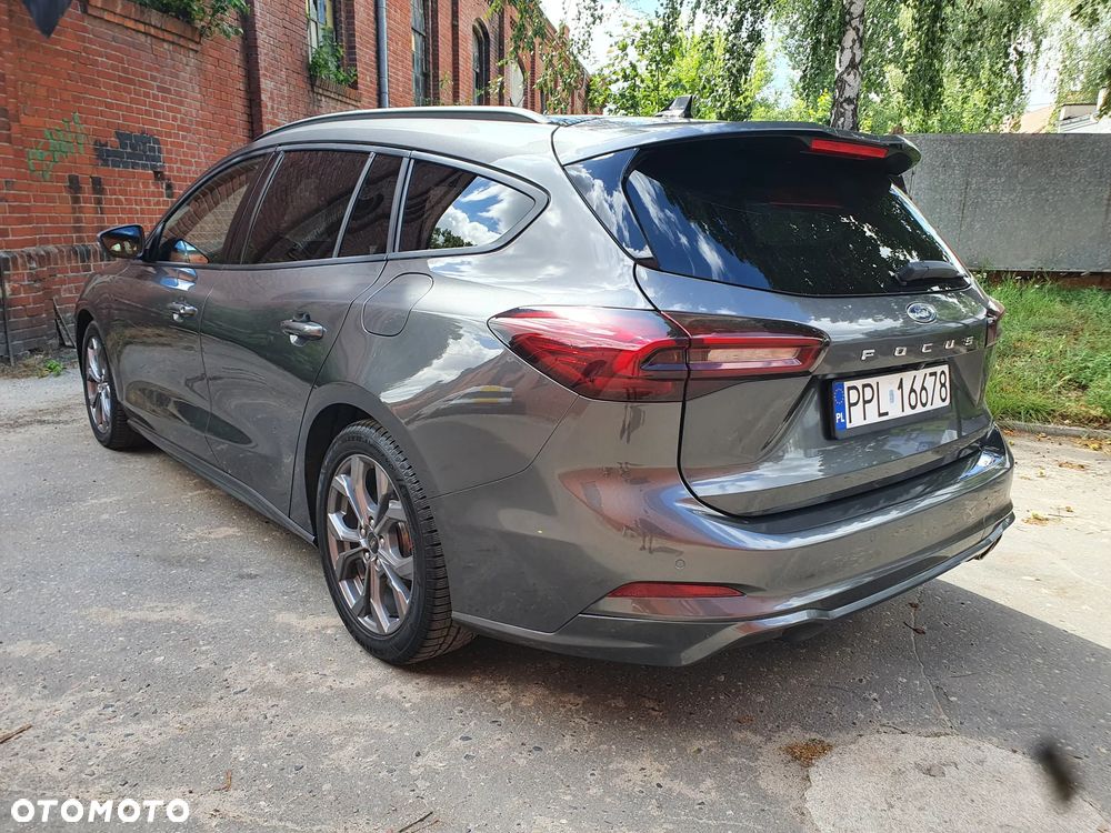 Ford Focus 1.5 EcoBlue Start-Stopp-System ST-LINE X - 6